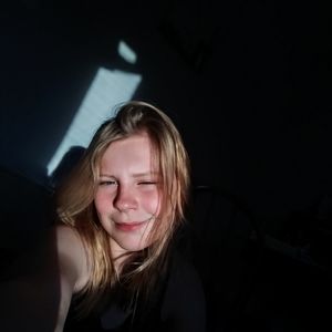 Meet your Posher, Lydia